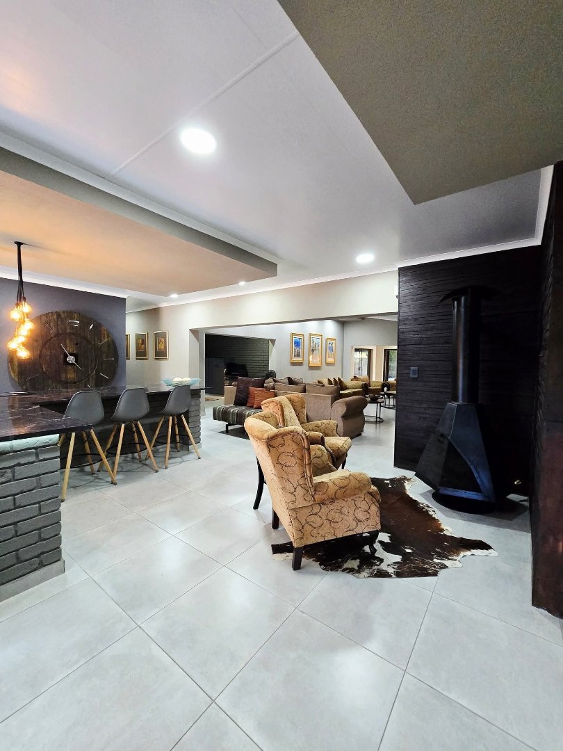 5 Bedroom Property for Sale in Irene Park North West